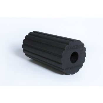 Wałek Blackroll Groove Standard - black