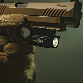 action/22R1J0c4Z0M0Q1n7z6R1b1N1G8j7v533.jpg