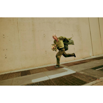 action/D349T7g3V0402157x5L4C0V0v456Z0M8.jpg
