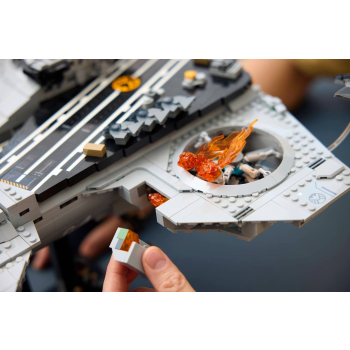 action/G335X6l270h0h147Y7H7n8u962G661W8.jpg