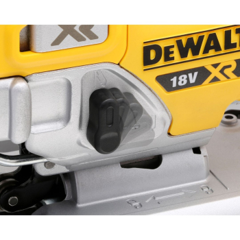 action/J204i5H5l02051L7s5u389L0a0h0Q536.jpg
