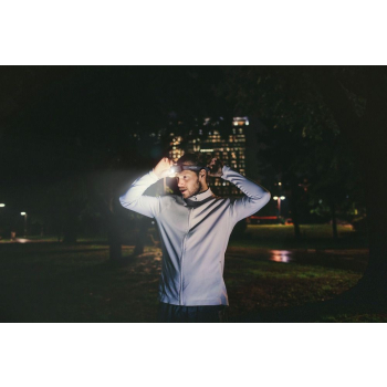 action/J5H1q4w4D0t001R7k4i8t8s829p770N9.jpg