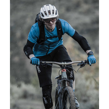 action/L9B2y7i7501061Q7i7Z8S1i8k1b4D5A0.jpg
