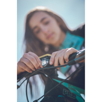 action/O8G1K4o5Q0N071z725b49374o3y6Z9f4.jpg