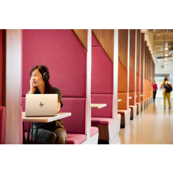 action/P2K269f9d0e0F1L75655C4U1e8b3v0a3.jpg