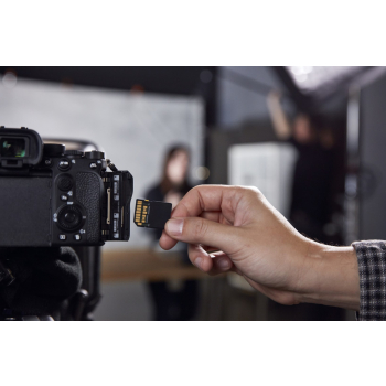 KINGSTON SDXC Canvas 256GB React Plus UHS-II 280R/150W U3 V60 for Full HD/4K