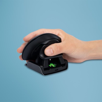 action/img_1b02e3ada19241b8b060d86ee86d8845.jpg