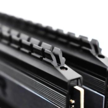 Patriot Viper 4 Blackout 2x8GB 4400MHz CL18  XMP2-12