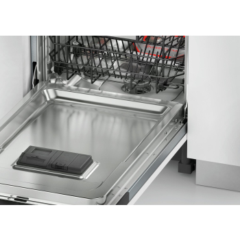 Zmywarka do zabudowy WHIRLPOOL WSIC 3M17-2