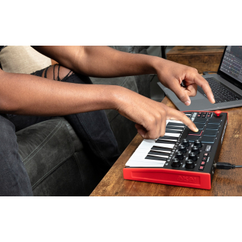 AKAI MPK MINI 3 - Mini klawiatura sterująca