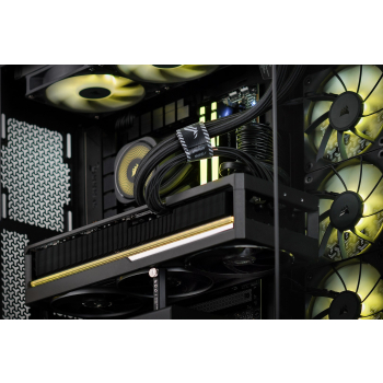 Actina iCUE 7900X/32GB/2TB/RTX5070Ti/850W