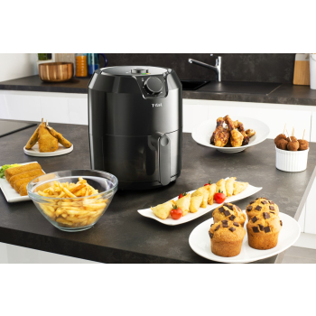 Frytownica beztłuszczowa Tefal Easy Fry Classic EY201815 (4,2 l; 1,2 kg; 1500W; kolor czarny)