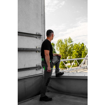 NEO tools 81-290-S spodnie ochronne Czarny
